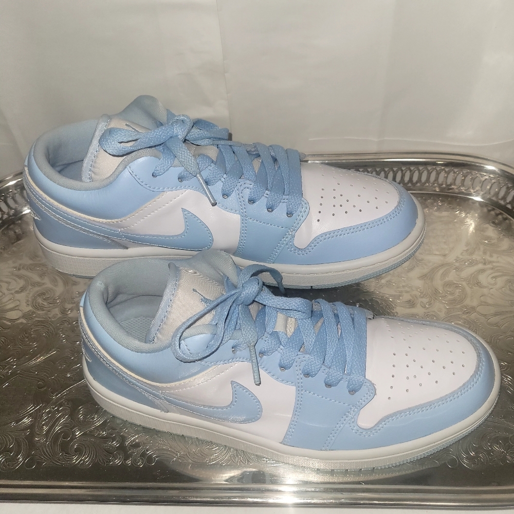 Jordan Women's Low-Top Sneakers in White and Light Blue